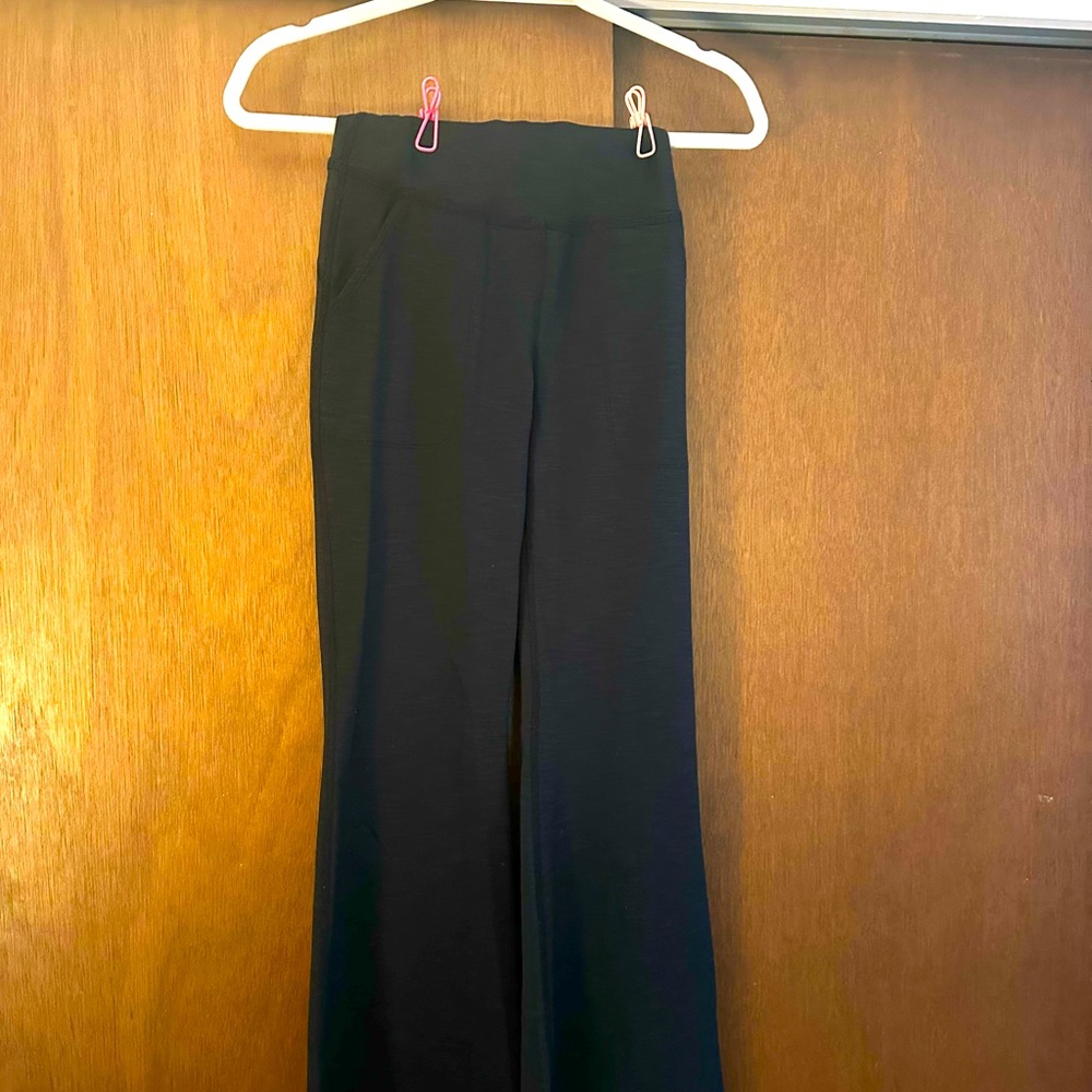 Beyond Yoga Flare yoga pants